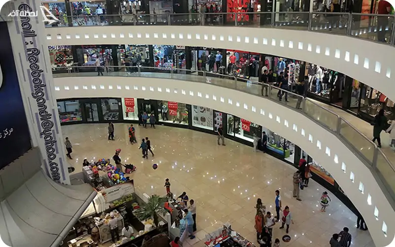 بهترین زمان سفر به کیش برای شرکت در حراجی های مراکز خرید